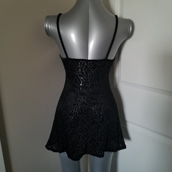 La Senza Sheer crushed Velvet Lingerie - Picture 2 of 6